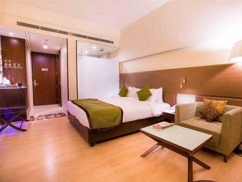 Regenta Central Grand Exotica Pimpri-Chinchwad Dış mekan fotoğraf