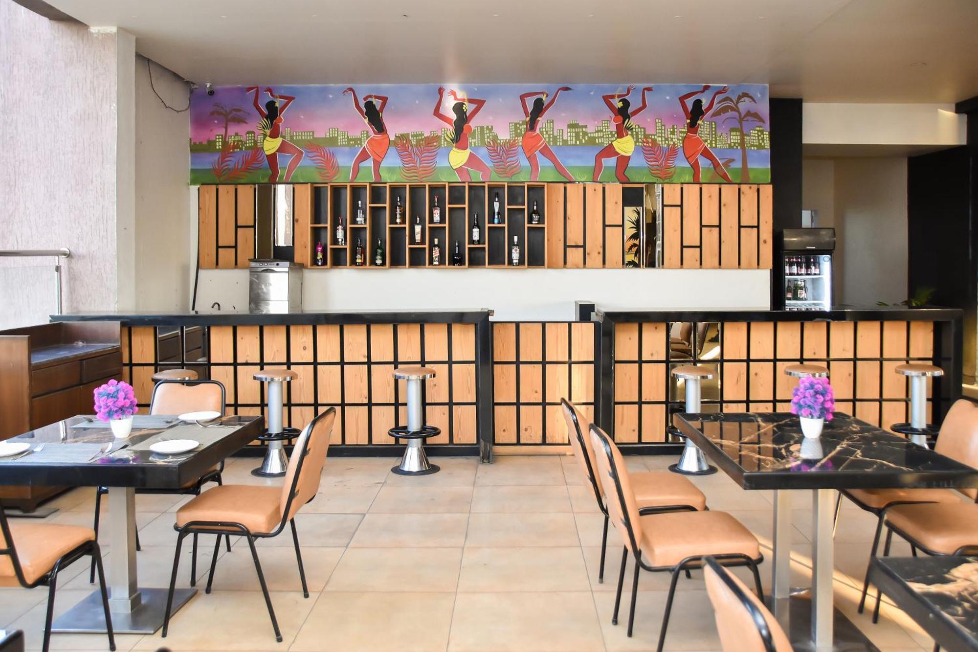 Regenta Central Grand Exotica Pimpri-Chinchwad Dış mekan fotoğraf